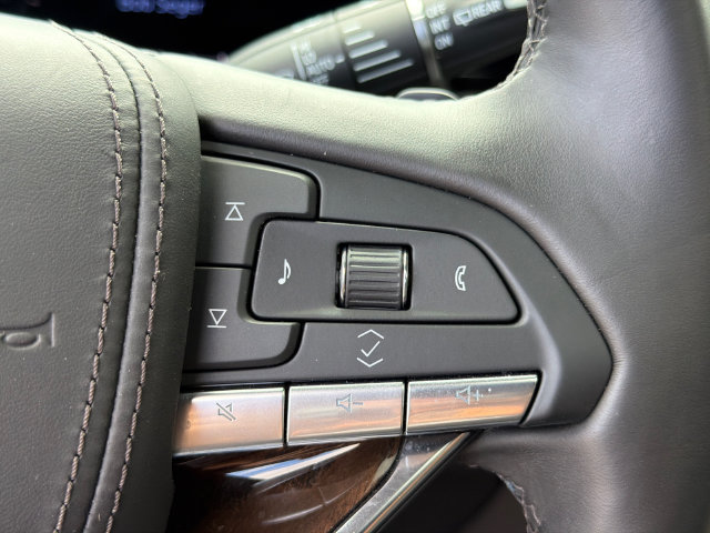 Certified 2024 Cadillac Escalade ESV Sport Platinum w/ LPO, ONYX Package AWD/4WD image 27