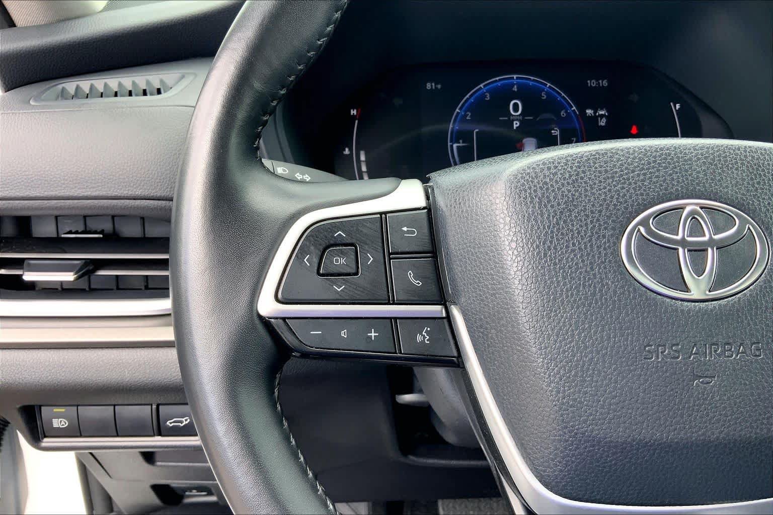 Used 2025 Toyota Grand Highlander AWD image 24
