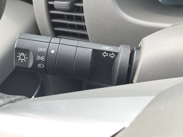 Used 2014 Nissan Frontier SV AWD/4WD image 37