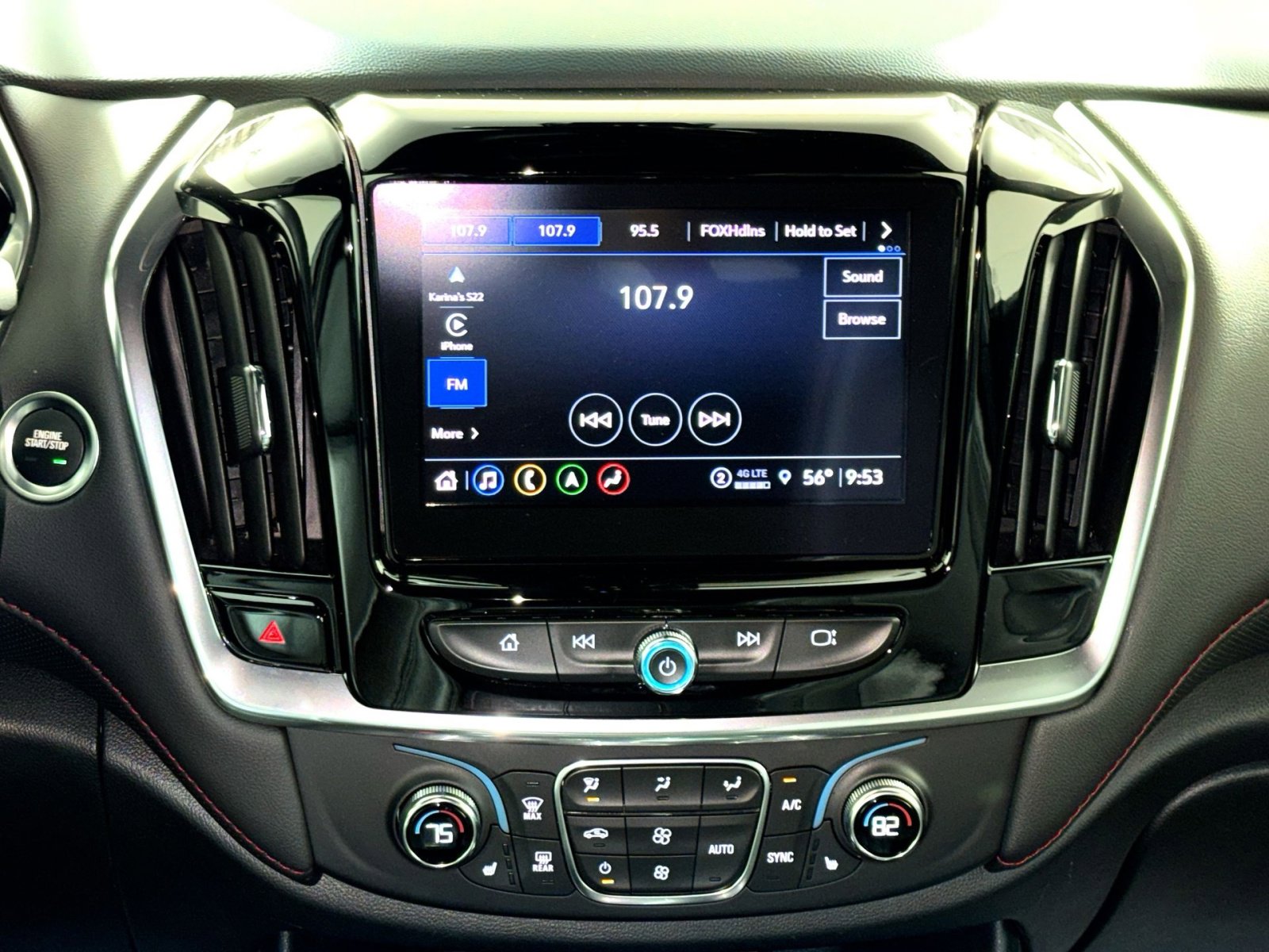 Used 2023 Chevrolet Traverse RS AWD/4WD image 18
