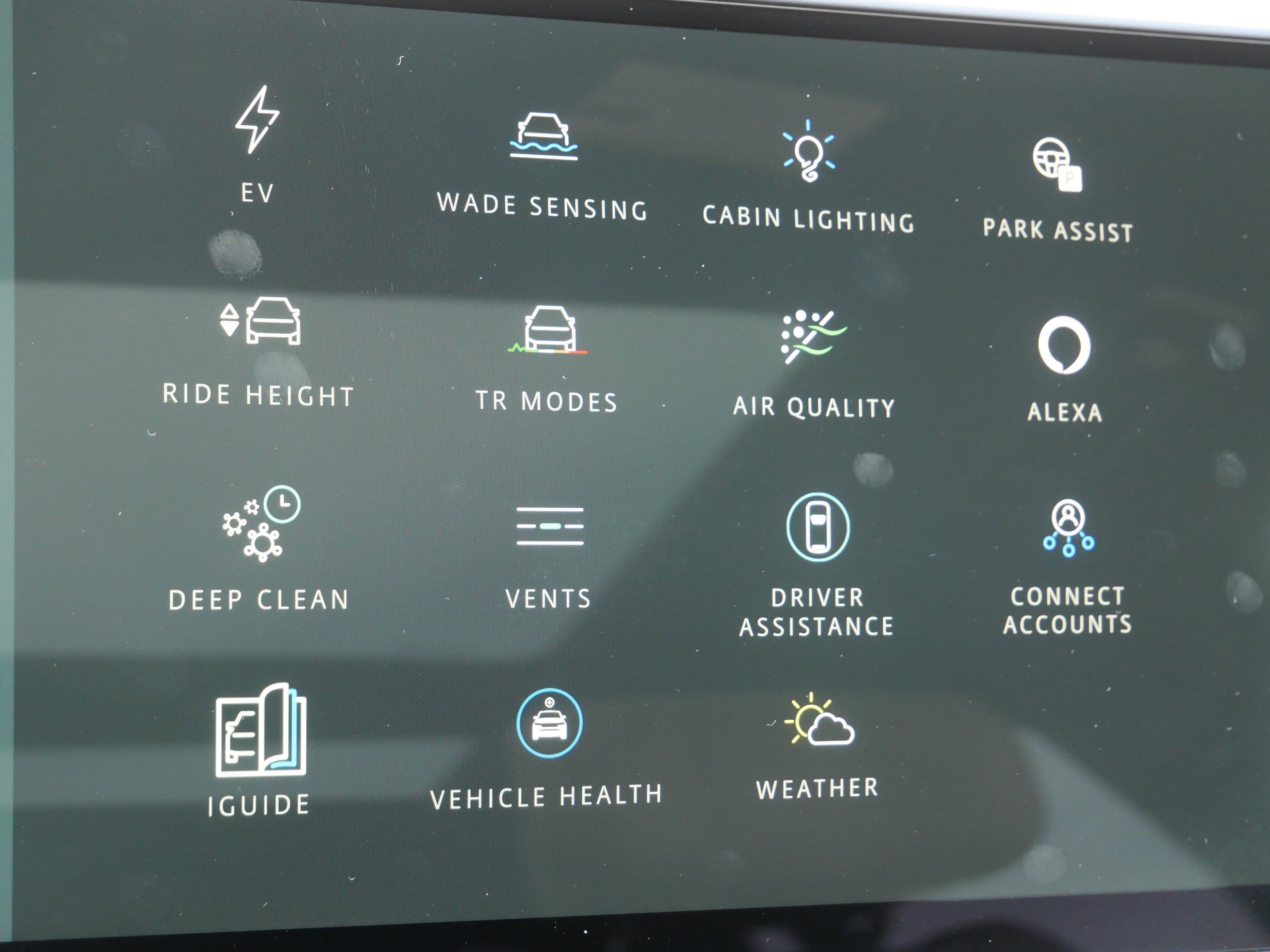 Certified 2025 Land Rover Range Rover Autobiography image 35