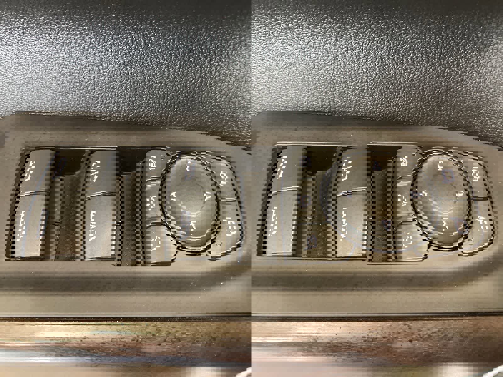 Used 2023 GMC Sierra 2500 SLT w/ SLT Premium Package image 14