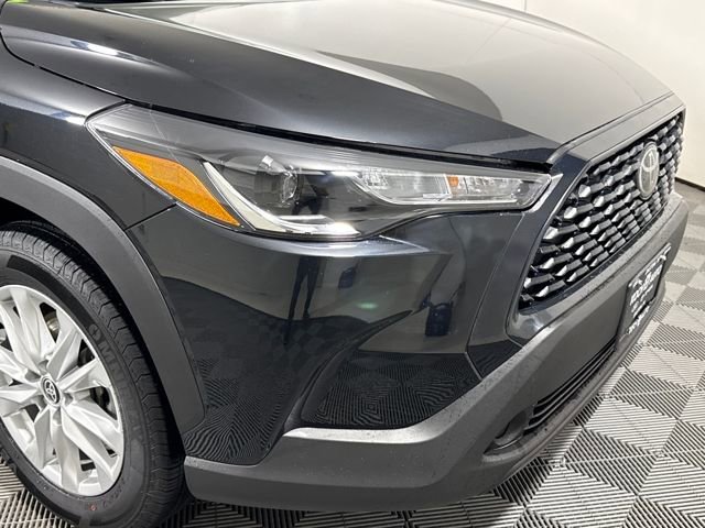 Used 2024 Toyota Corolla Cross LE image 12