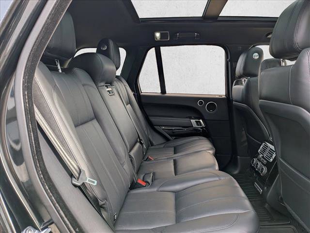 Used 2016 Land Rover Range Rover HSE image 21