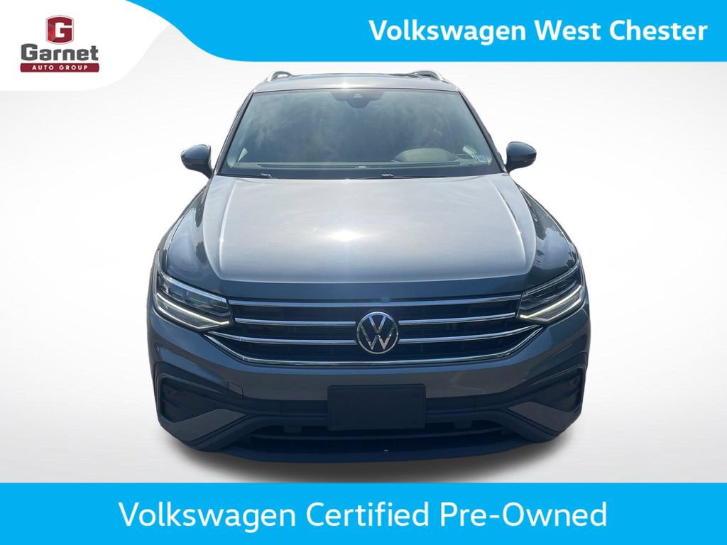 Certified 2023 Volkswagen Tiguan SE w/ Panoramic Sunroof Package AWD/4WD image 9