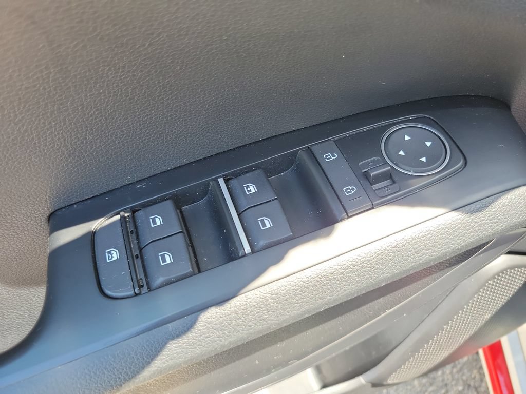 Used 2020 Kia Soul GT-Line FWD image 12