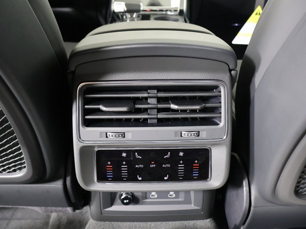 New 2026 Audi Q8 Prestige image 23
