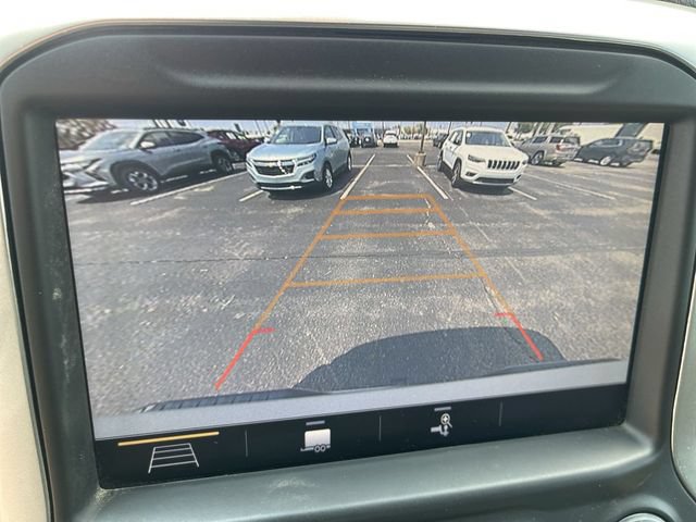 Used 2019 Chevrolet Silverado 1500 LTZ w/ LTZ Convenience Package AWD/4WD image 17