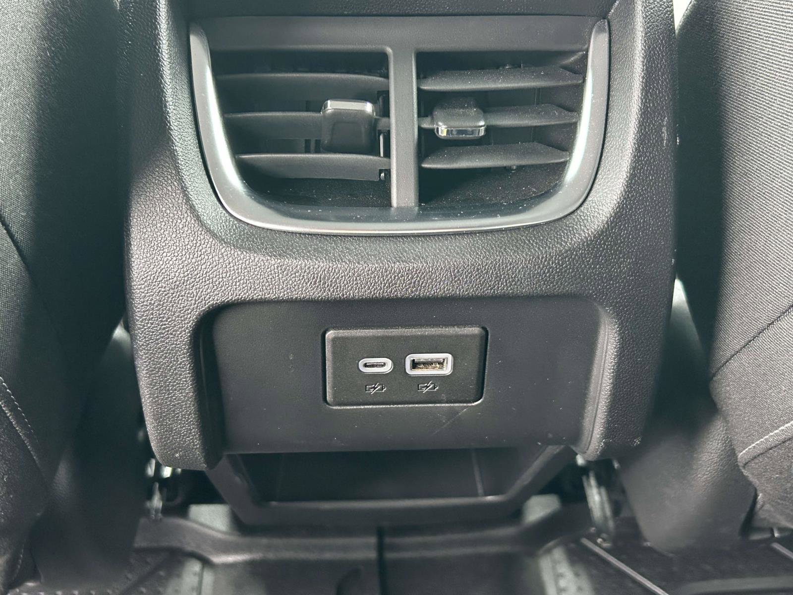 Used 2024 Chevrolet Blazer LT w/ Convenience Package image 15