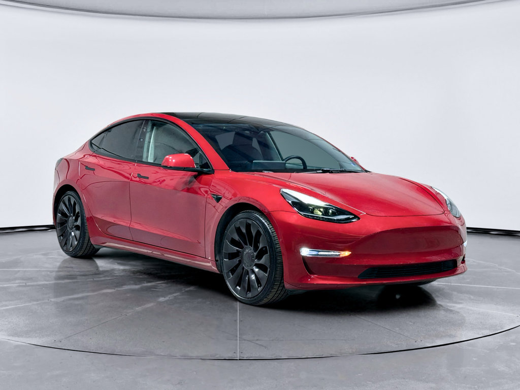 Used 2022 Tesla Model 3 Performance image 4
