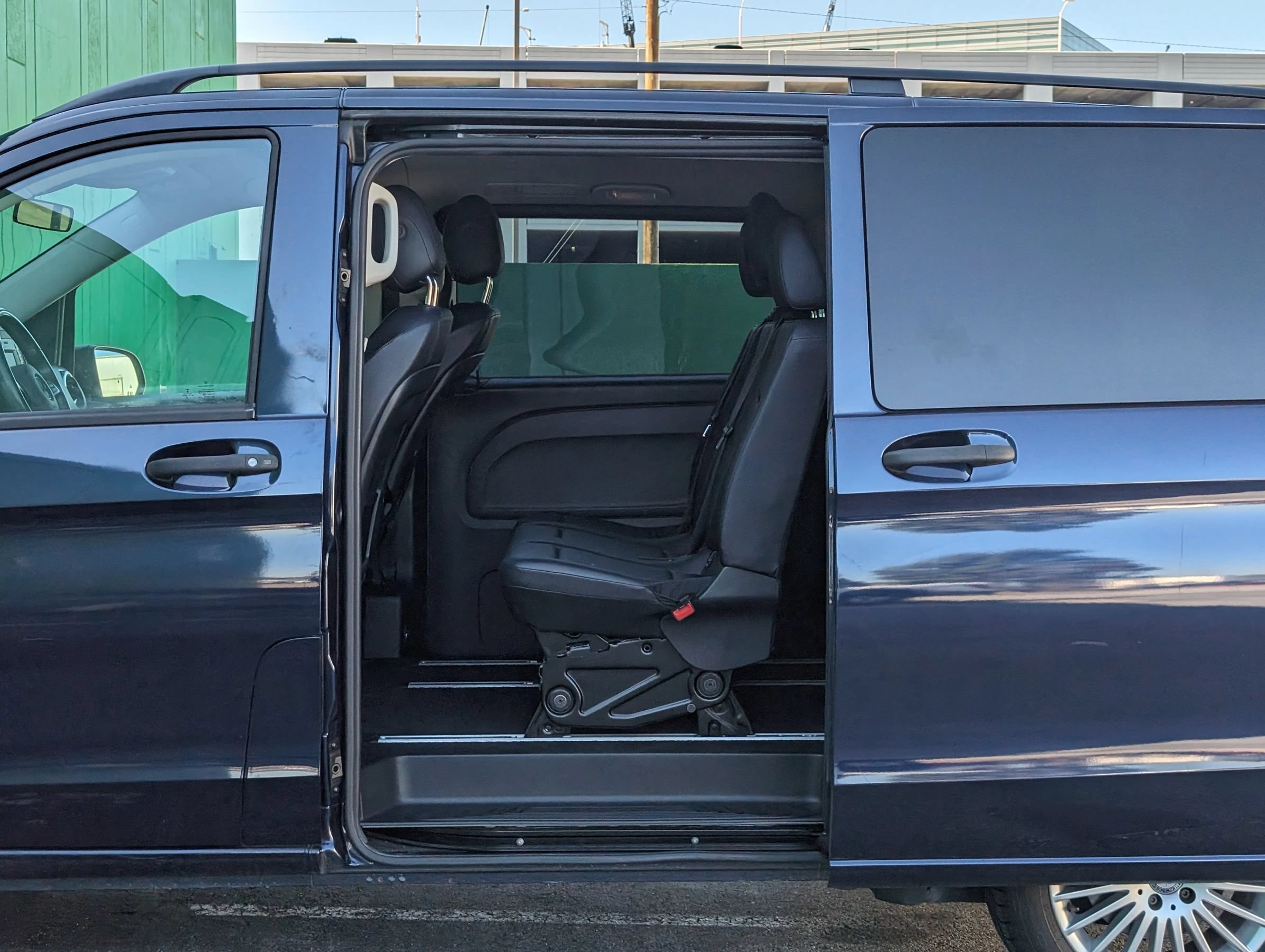 Used 2017 Mercedes-Benz Metris Passenger image 15