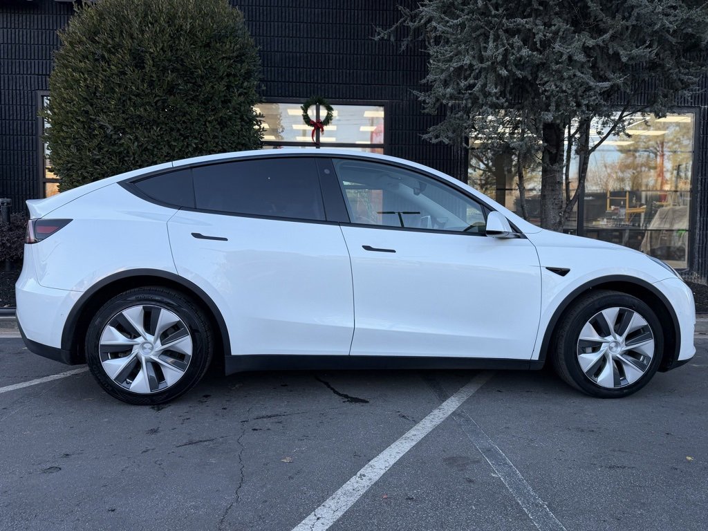 Used 2021 Tesla Model Y Long Range image 20