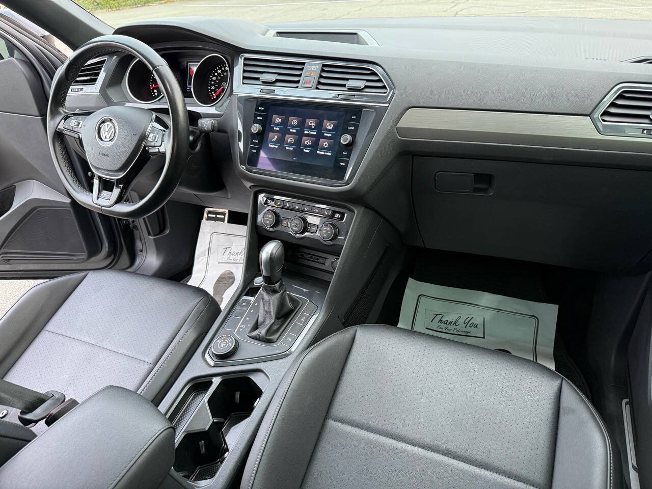 Used 2020 Volkswagen Tiguan SE R-Line w/ 3rd Row Seat Package AWD/4WD image 7