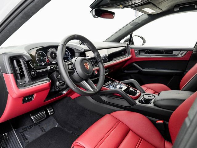 New 2026 Porsche Cayenne Turbo GT image 4