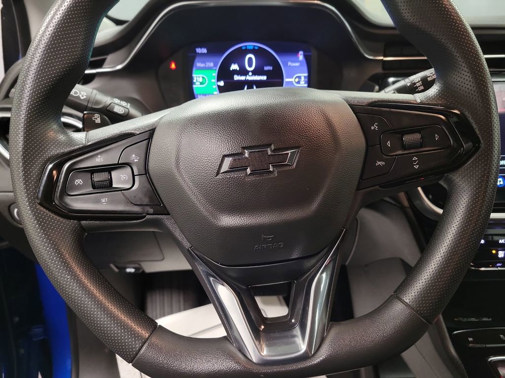 Used 2023 Chevrolet Bolt EUV LT image 17