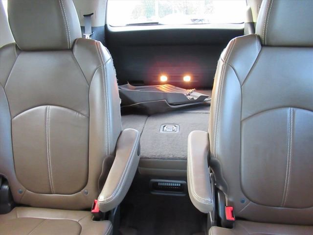 Used 2015 GMC Acadia SLT w/ Open Road Package image 19