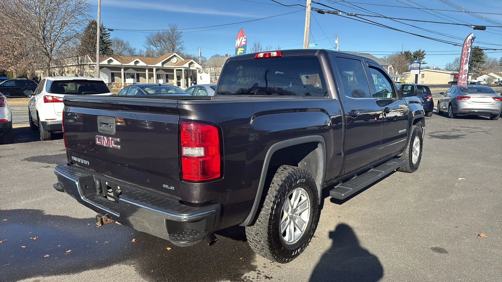 Used 2015 GMC Sierra 1500 SLE w/ SLE Value Package AWD/4WD image 9