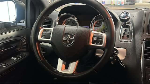 Used 2015 Dodge Grand Caravan SE w/ Quick Order Package 29E SE image 16