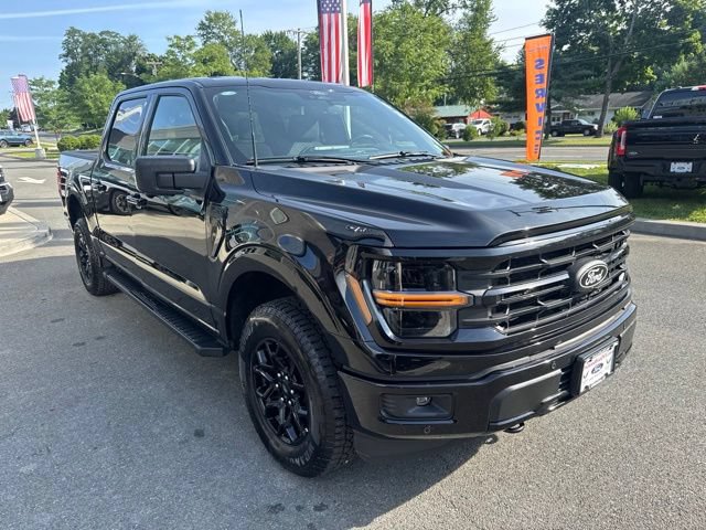 Used 2026 Ford F150 XLT w/ Equipment Group 302A MID AWD/4WD image 4