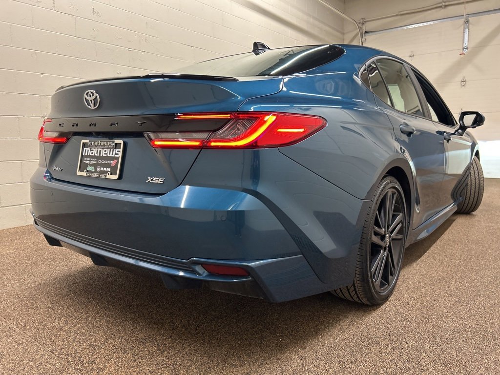 Used 2025 Toyota Camry XSE image 2