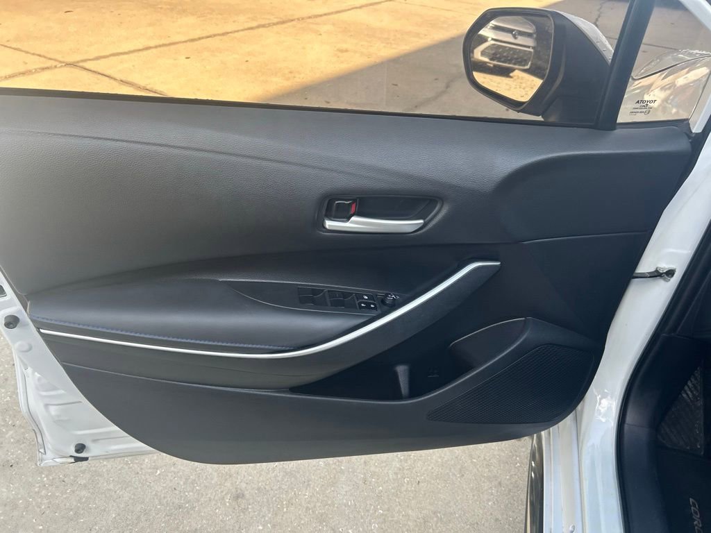 Used 2022 Toyota Corolla SE image 45