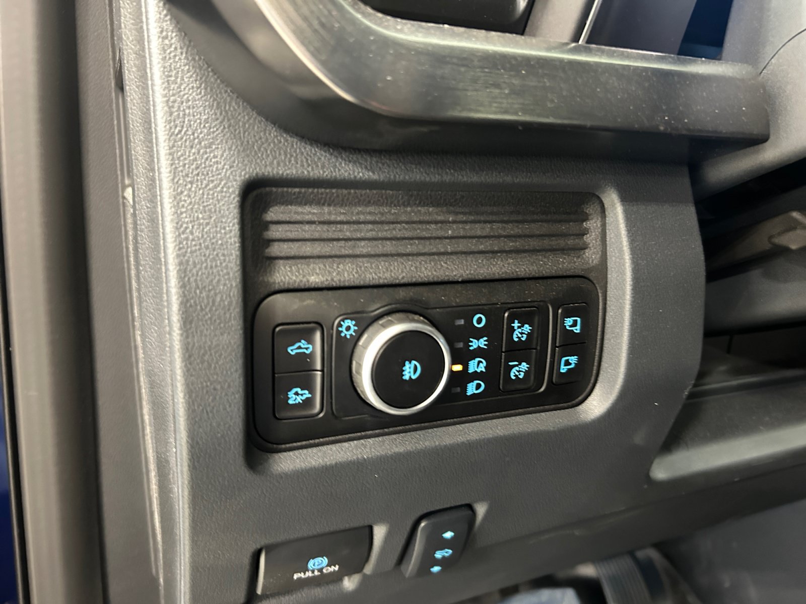 Used 2026 Ford F350 Lariat w/ Lariat Ultimate Package AWD/4WD image 12
