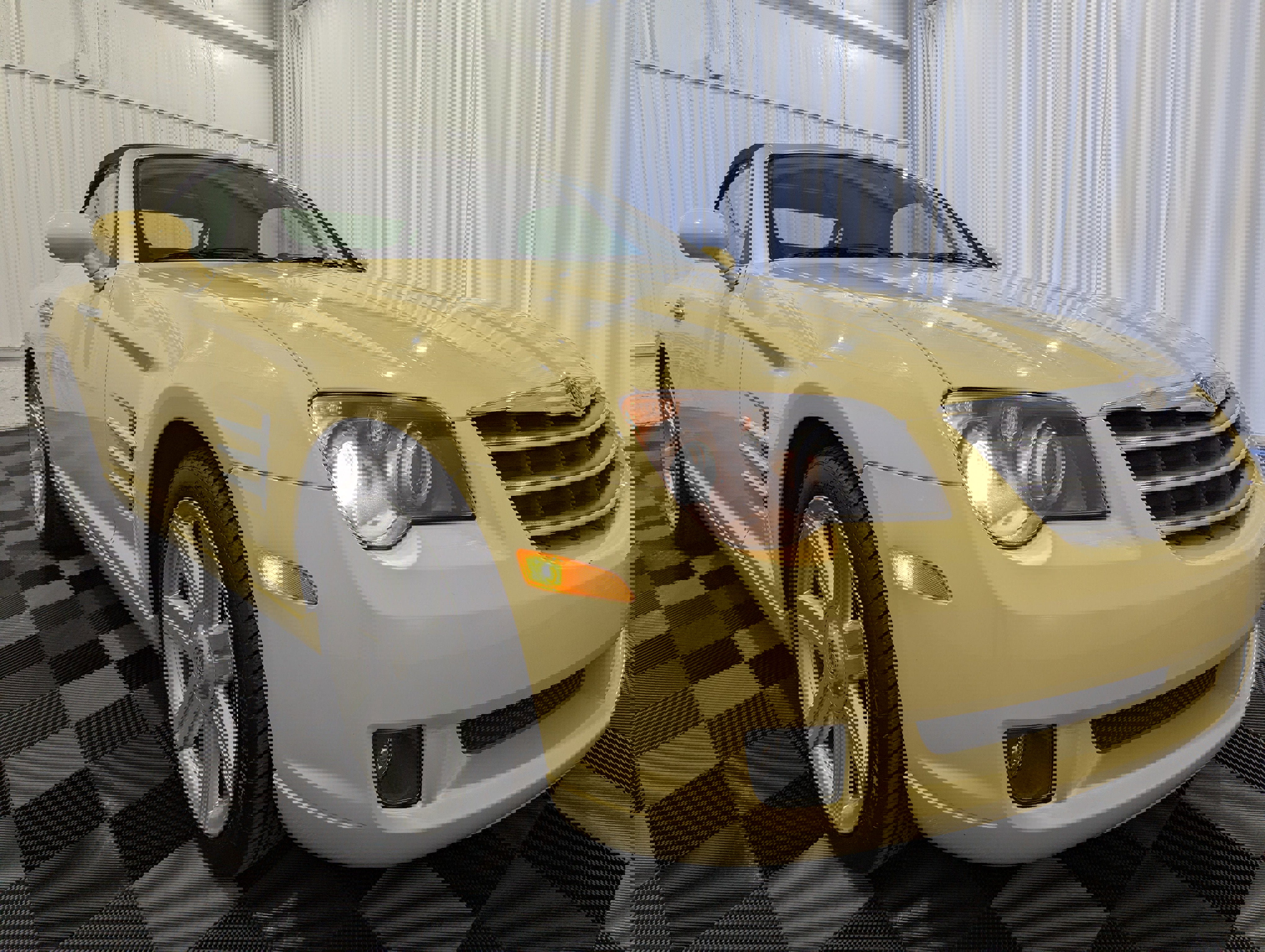 Used 2005 Chrysler Crossfire Limited image 5