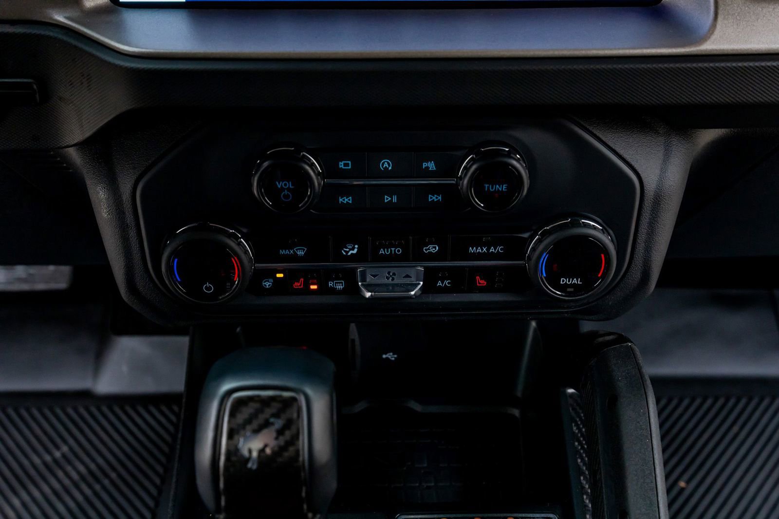 Used 2024 Ford Bronco Raptor w/ Interior Carbon Fiber Pack 6 image 25