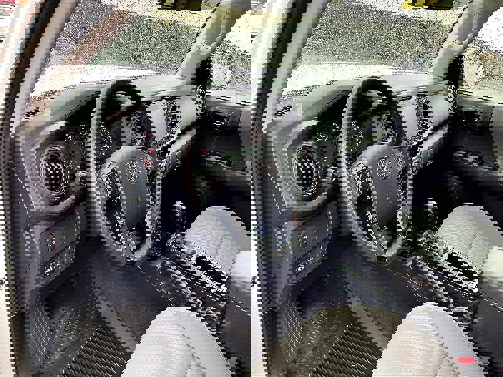 Used 2023 Toyota Tacoma SR image 8