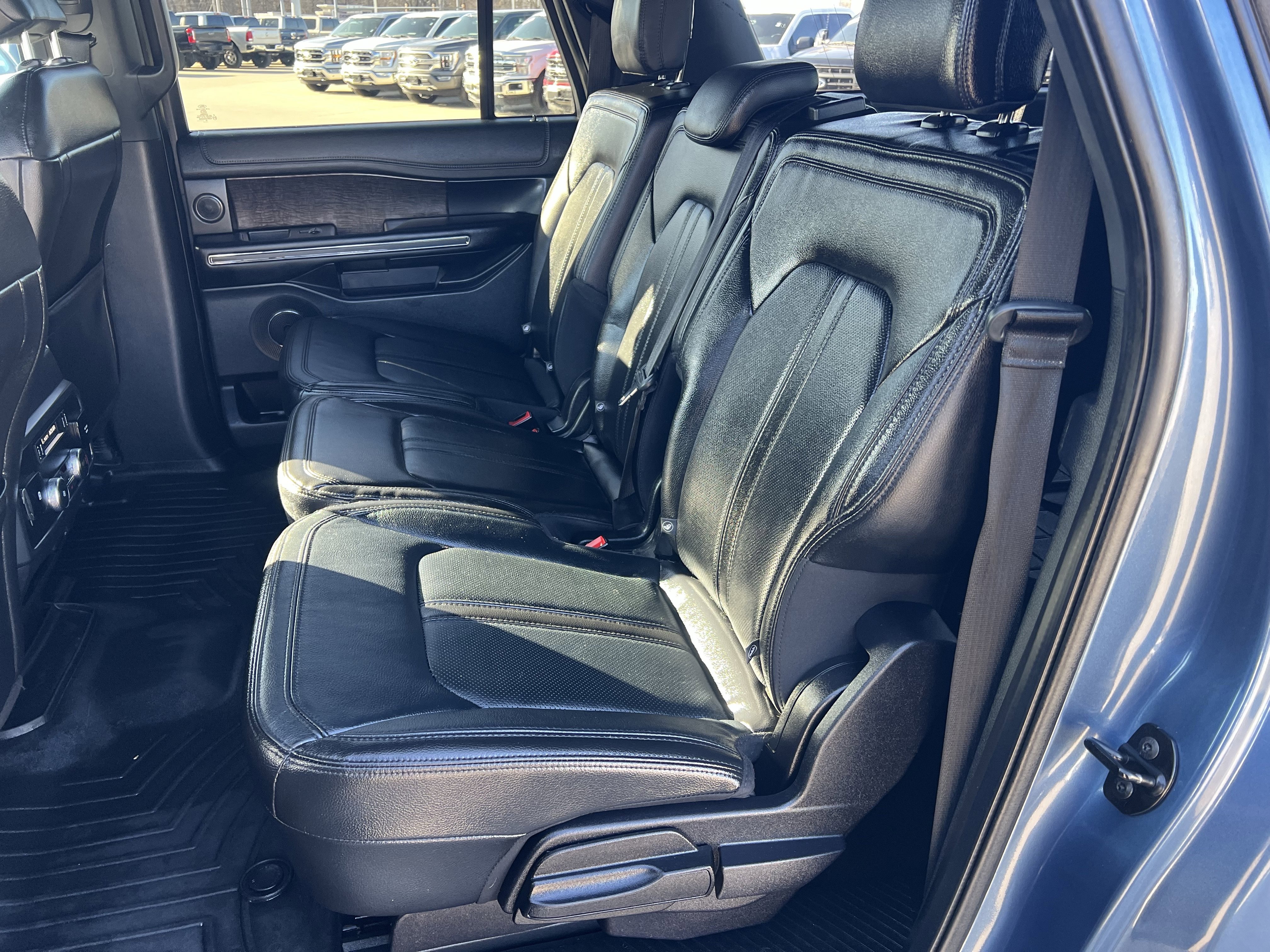 Used 2020 Ford Expedition Max Limited w/ Special Edition Package image 17