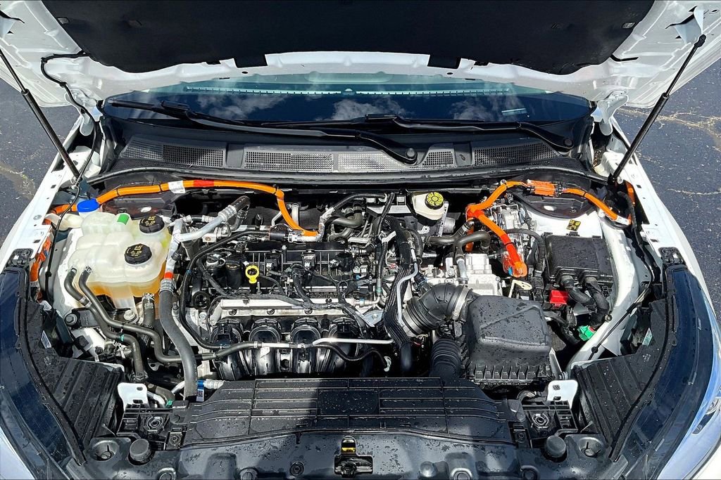 Used 2024 Lincoln Corsair Grand Touring w/ Equipment Group 301A image 32