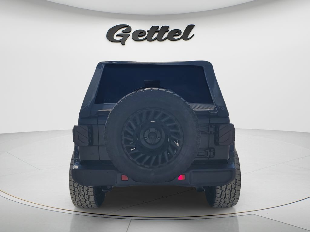 Used 2019 Jeep Wrangler Unlimited Sahara AWD/4WD image 6