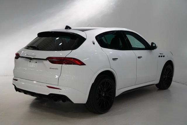 New 2025 Maserati Grecale Modena AWD/4WD image 7