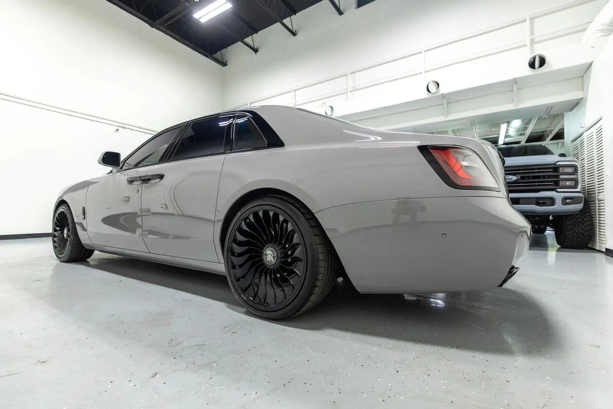 Used 2021 Rolls-Royce Ghost AWD/4WD image 30