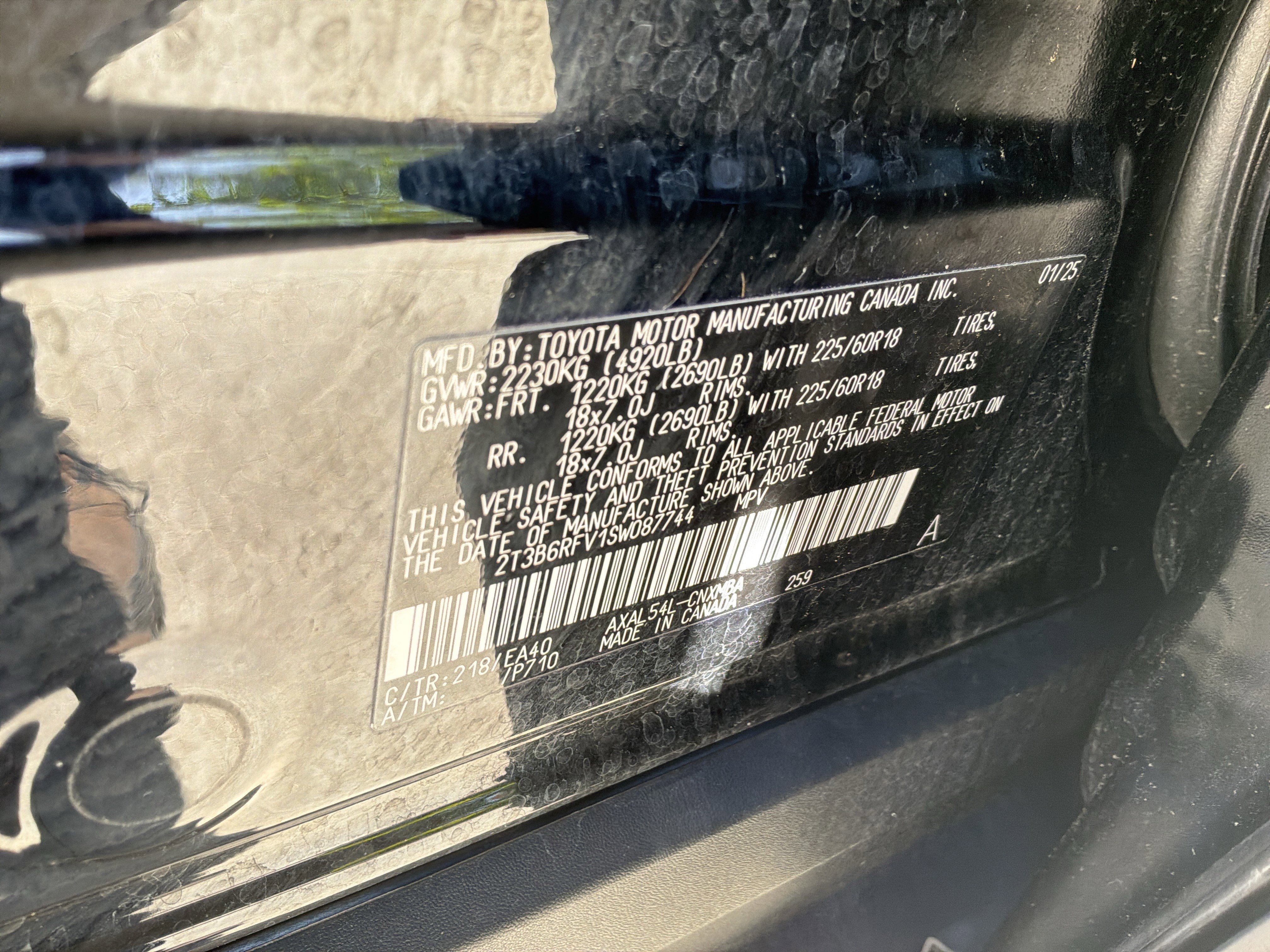 Used 2025 Toyota RAV4 XLE Premium AWD/4WD image 35