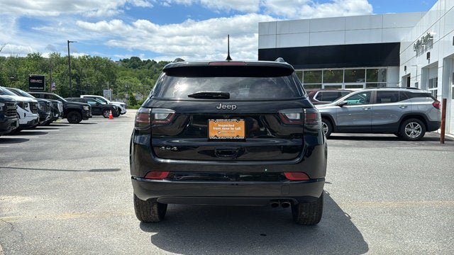 Certified 2022 Jeep Compass High Altitude AWD/4WD image 7