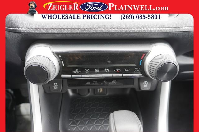 Used 2025 Toyota RAV4 LE image 13