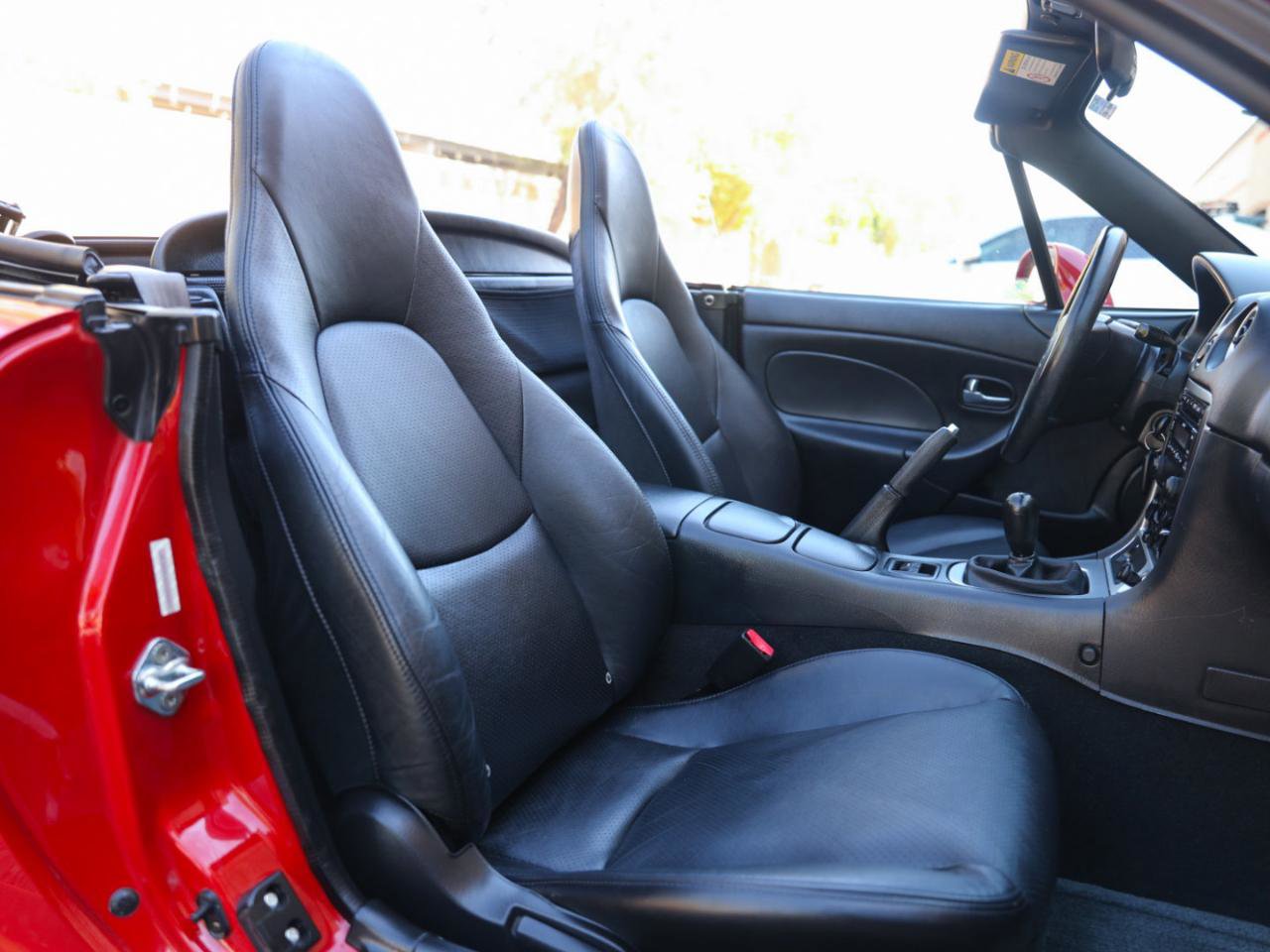 Used 2003 MAZDA MX-5 Miata RWD image 35