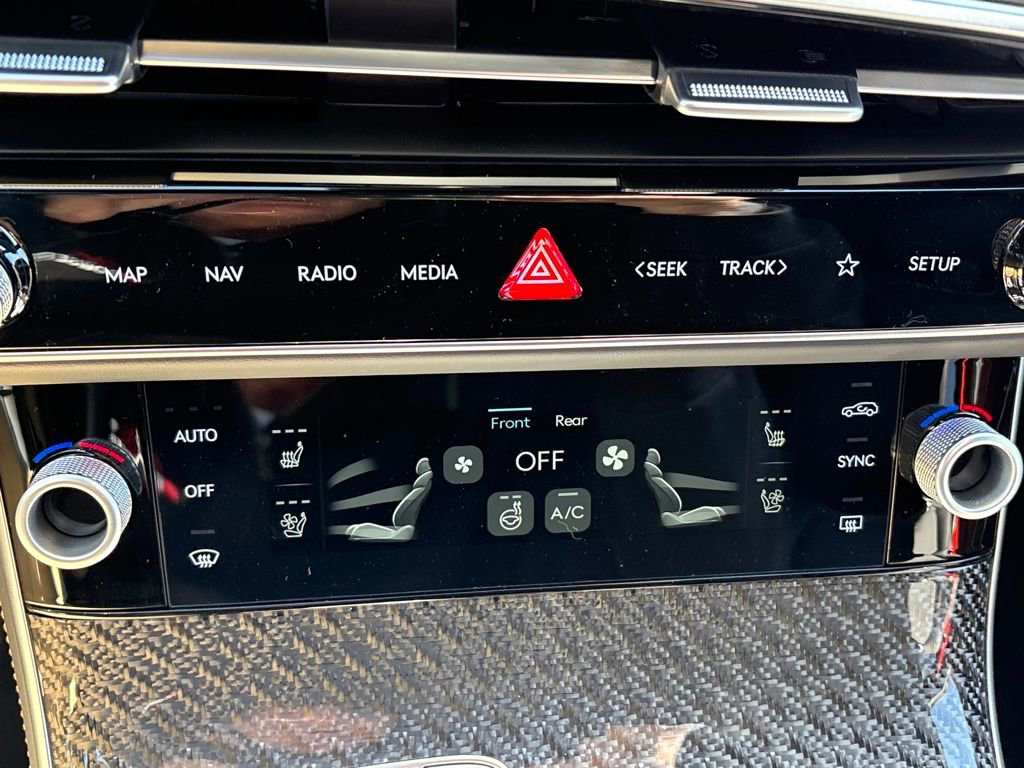 New 2026 Genesis GV70 3.5T Sport Prestige AWD/4WD image 18