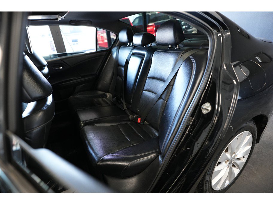 Used 2015 Honda Accord EX-L image 12