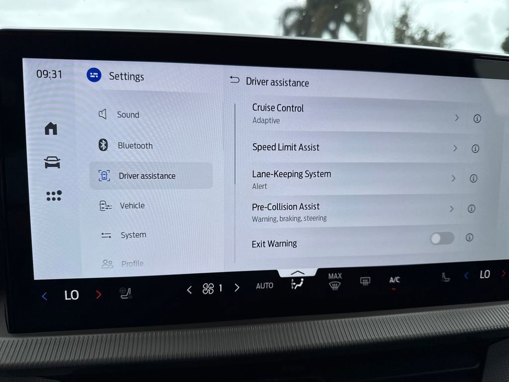 New 2026 Ford Explorer Active RWD image 29