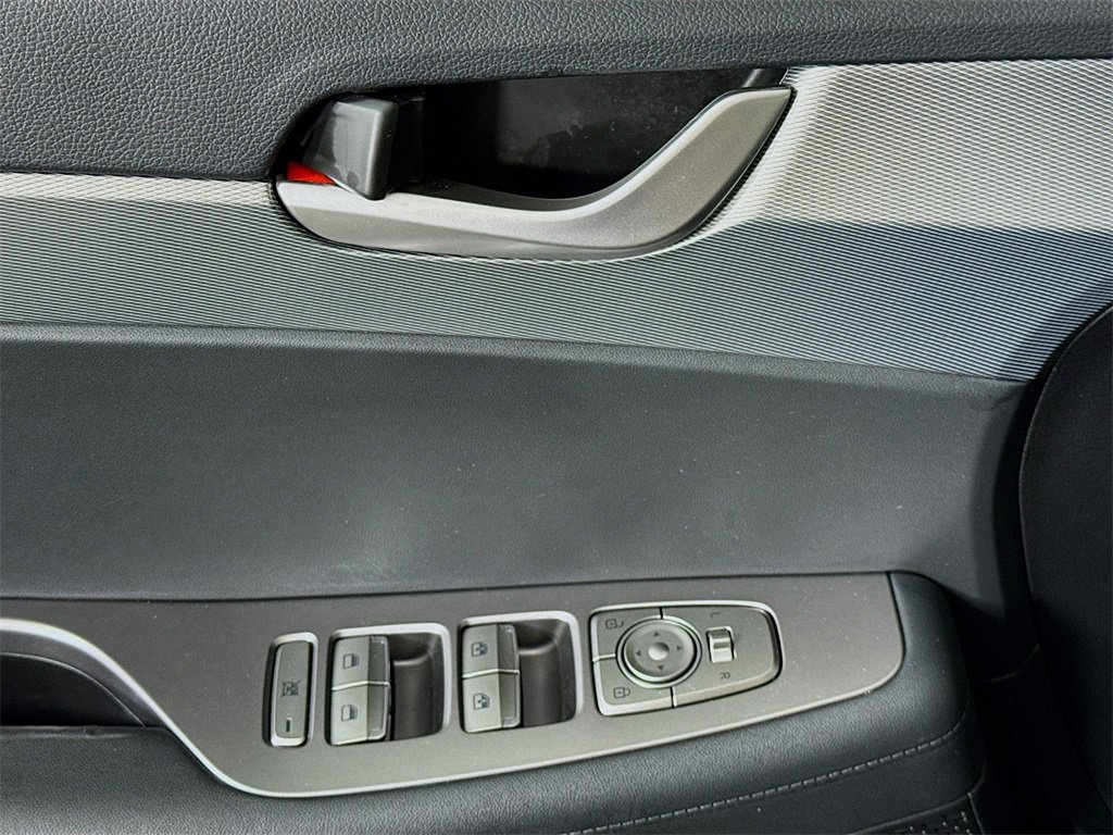 Certified 2022 Hyundai Palisade SE image 23