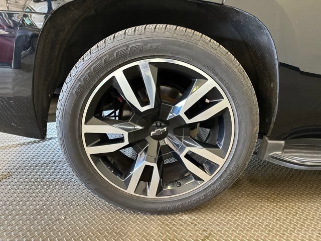 Used 2018 Chevrolet Tahoe Premier AWD/4WD image 39