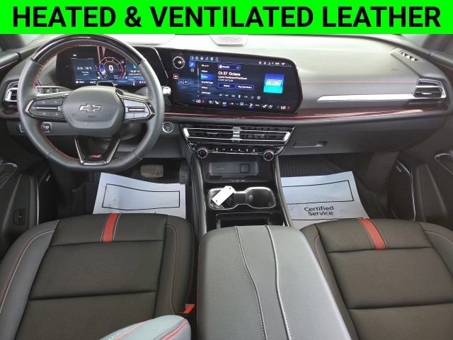 Used 2026 Chevrolet Traverse RS AWD/4WD image 2
