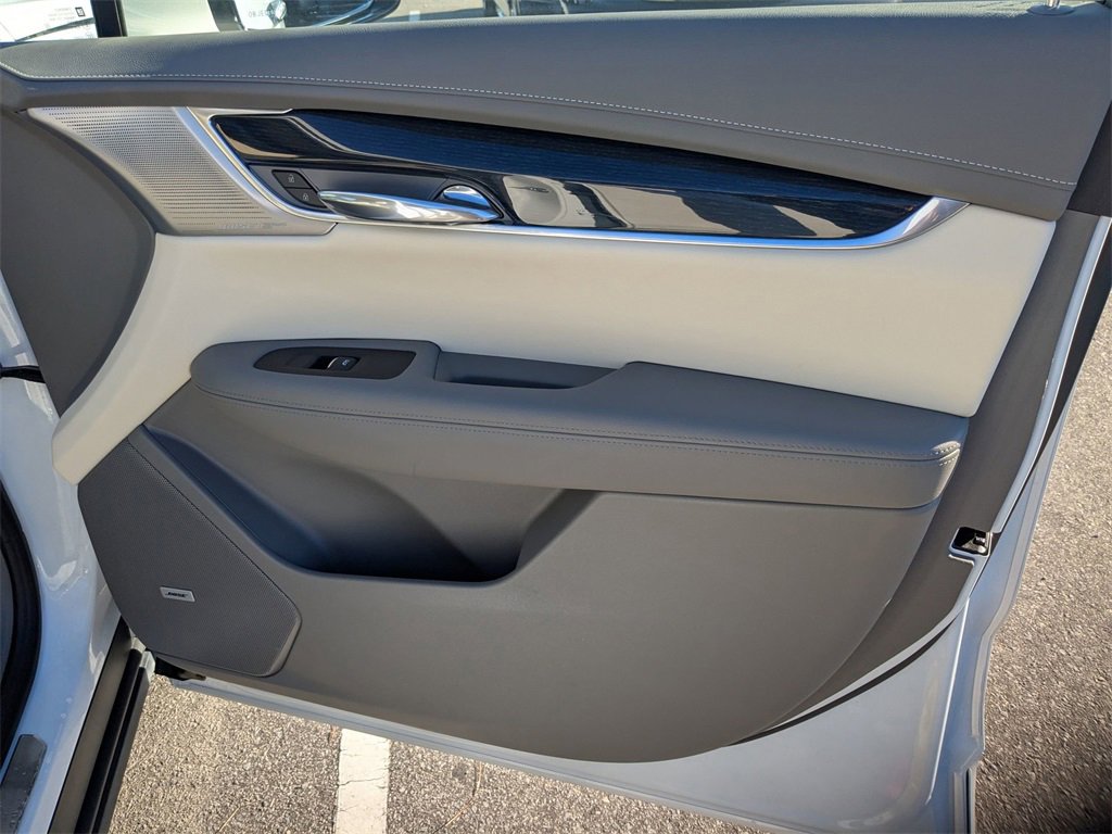 Certified 2024 Cadillac XT6 Premium Luxury w/ Technology Package image 28