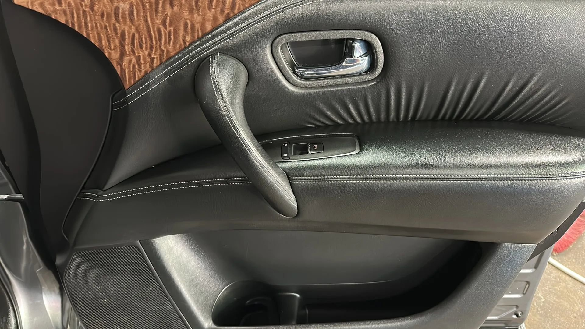 Used 2019 Nissan Armada SL w/ Premium Package image 25