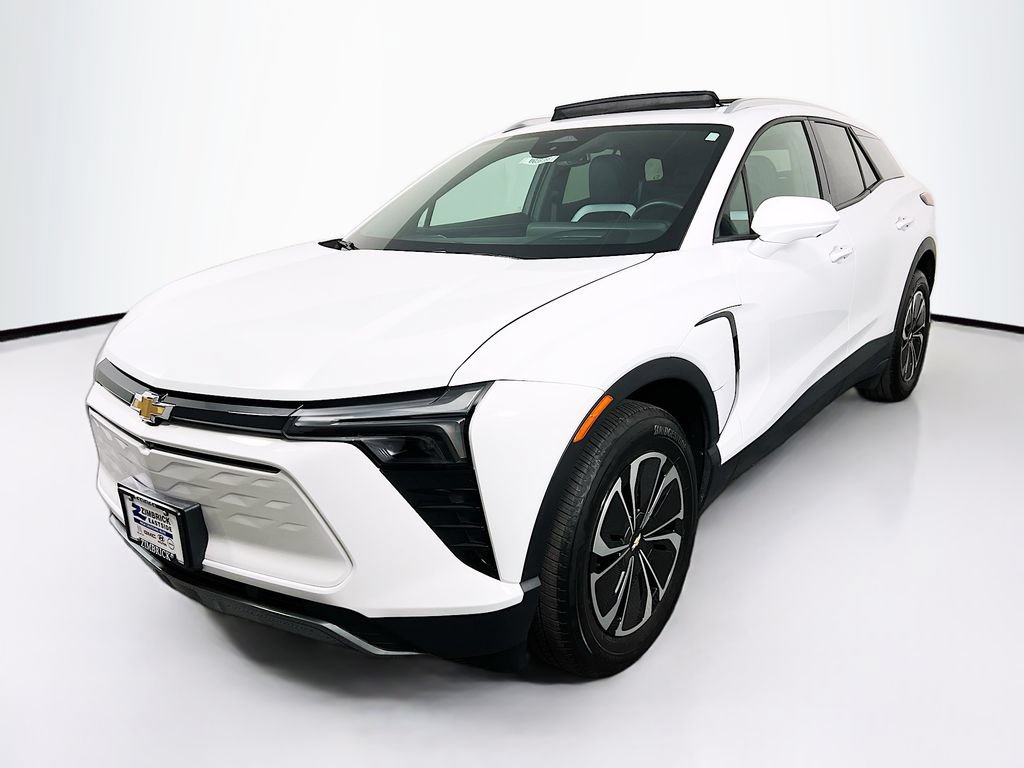 Certified 2024 Chevrolet Blazer EV LT AWD/4WD image 3