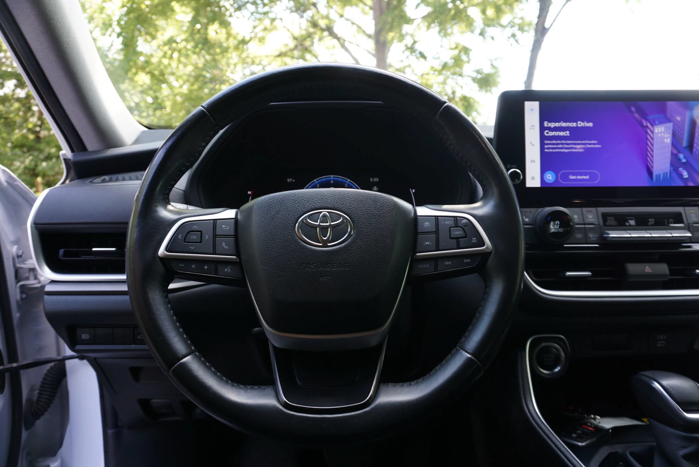 Used 2024 Toyota Grand Highlander AWD image 36