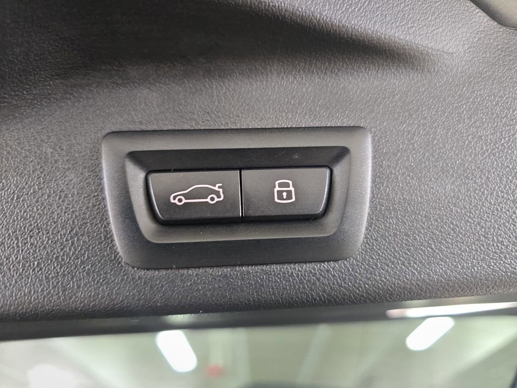 Certified 2025 BMW X5 M Competition w/ Executive Package image 31