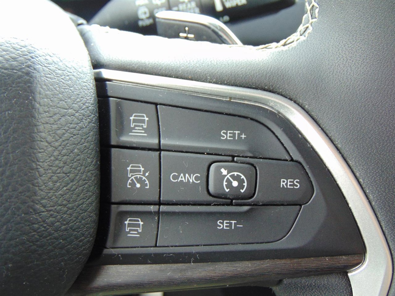 Used 2023 Jeep Grand Cherokee 4WD 4xe image 45